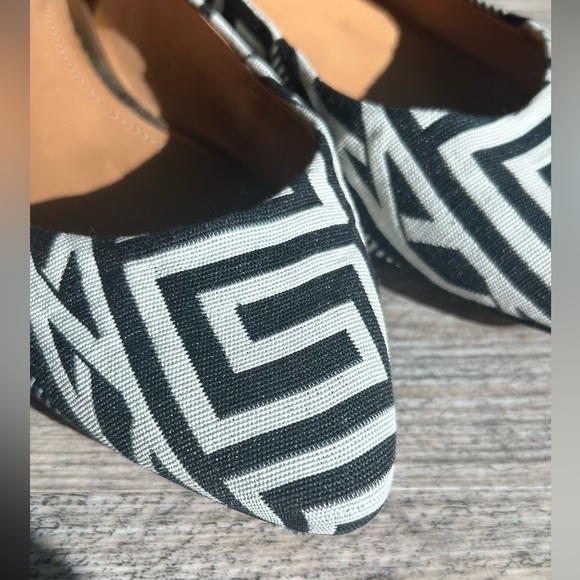 Schutz Tecido Art Deco Flats - Picture 11 of 11